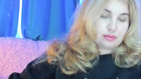 Snapshot of jansylines chatting on 02/05/25, 04:14 JansyLines online show from 02/05/25, 04:14