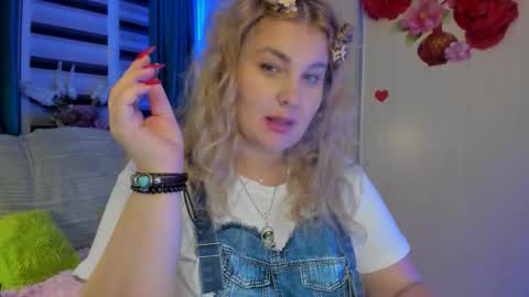 Snapshot of jansylines chatting on 09/30/25, 06:57 JansyLines online show from 09/30/25, 06:57