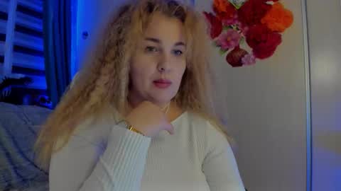 Snapshot of jansylines chatting on 11/06/25, 10:54 JansyLines online show from 11/06/25, 10:54