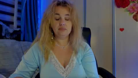 Snapshot of jansylines chatting on 11/08/25, 01:39 JansyLines online show from 11/08/25, 01:39