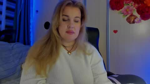 Snapshot of jansylines chatting on 11/13/25, 10:08 JansyLines online show from 11/13/25, 10:08