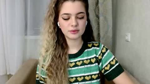 Snapshot of jantientimmer chatting on 11/07/25, 08:31 jantientimmer online show from 11/07/25, 08:31