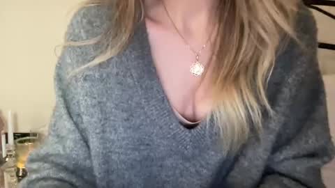 Snapshot of januarydaze chatting on 12/07/24, 05:48 the small pp whisperer ball puncher online show from 12/07/24, 05:48