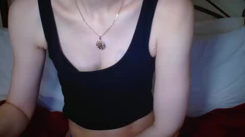 Snapshot of januarydaze chatting on 10/14/25, 07:09 the small pp whisperer ball puncher online show from 10/14/25, 07:09