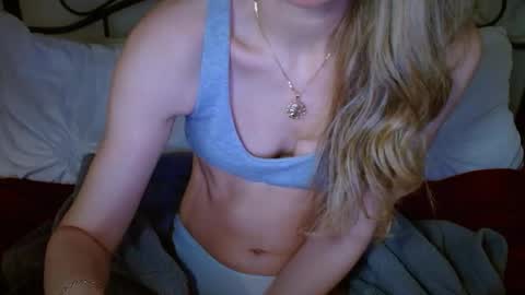 Snapshot of januarydaze chatting on 11/25/25, 08:47 the small pp whisperer ball puncher online show from 11/25/25, 08:47