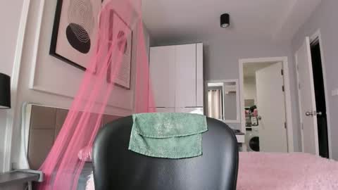 Snapshot of jap_amelle chatting on 11/26/25, 11:06 Amelle online show from 11/26/25, 11:06