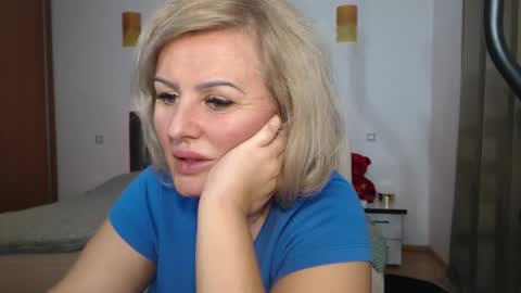 jaqueline88 online show from 12/17/24, 09:07