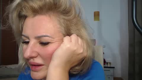 jaqueline88 online show from 12/17/24, 03:17