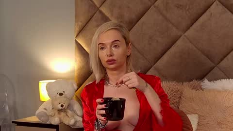 jaquelinemerlot online show from 12/18/24, 07:04