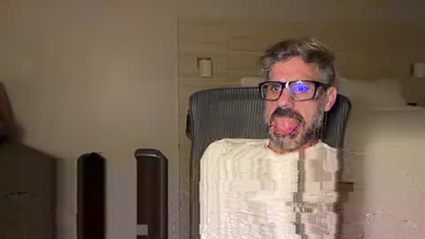 Snapshot of jareth_returns chatting on 04/15/26, 12:50 jareth_returns online show from 04/15/26, 12:50