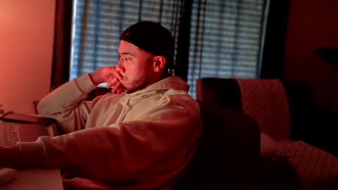 Snapshot of jarodtee chatting on 12/04/24, 07:01 jarodtee online show from 12/04/24, 07:01