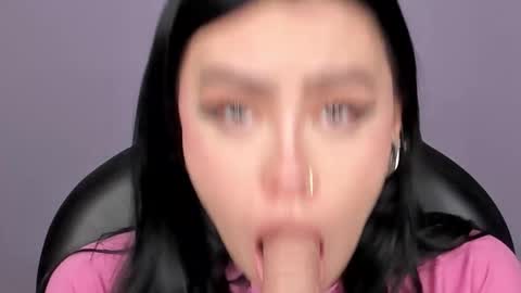 Snapshot of jas_miin chatting on 09/23/25, 02:03 Maria online show from 09/23/25, 02:03