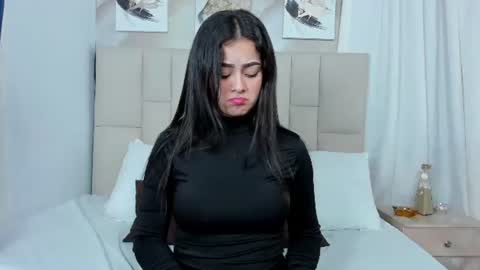 Jaslyn online show from 02/15/25, 05:28