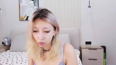 Snapshot of jasmilee chatting on 04/24/26, 07:27 Jasmine online show from 04/24/26, 07:27