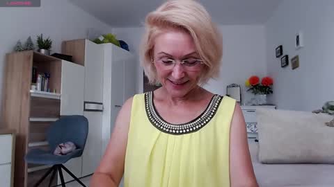 Jasmin room for people 40 online show from 09/10/25, 01:11