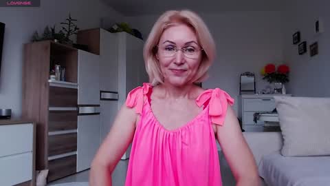 Jasmin room for people 40 online show from 10/27/25, 06:39