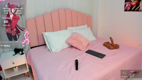 Snapshot of jasmin_evano29 chatting on 12/18/24, 03:47 online show from 12/18/24, 03:47