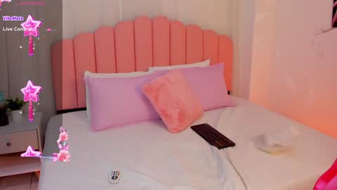 Snapshot of jasmin_evano29 chatting on 12/28/24, 03:26 online show from 12/28/24, 03:26