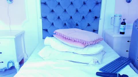 Snapshot of jasmine55__ chatting on 01/24/25, 06:57 Jasmine online show from 01/24/25, 06:57