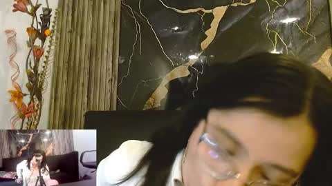 Snapshot of jasmine609087 chatting on 12/05/25, 03:52 jasmine609087 online show from 12/05/25, 03:52