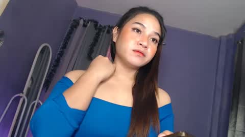 Snapshot of jasmine_arousal chatting on 12/23/24, 11:06 JASMINE online show from 12/23/24, 11:06