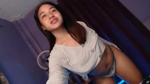 Snapshot of jasmine_arousal chatting on 09/24/25, 11:30 JASMINE online show from 09/24/25, 11:30