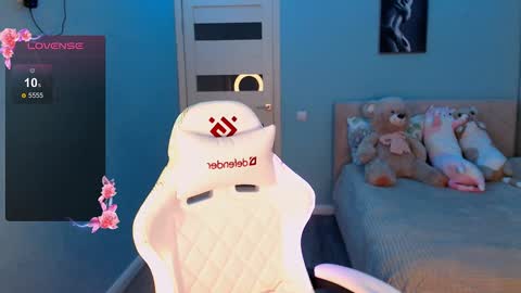 Snapshot of jasmine_doll_ chatting on 01/19/25, 05:58 Jasmine online show from 01/19/25, 05:58