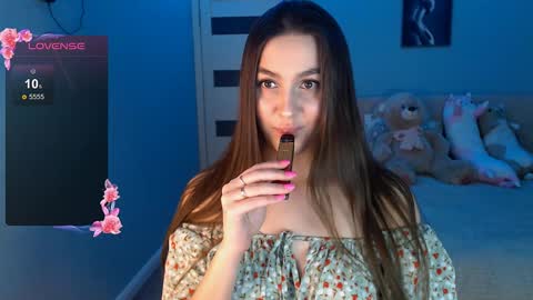 Snapshot of jasmine_doll_ chatting on 01/21/25, 11:45 Jasmine online show from 01/21/25, 11:45