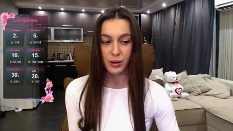 Snapshot of jasmine_doll_ chatting on 03/31/26, 08:31 Jasmine online show from 03/31/26, 08:31