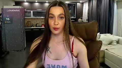 Snapshot of jasmine_doll_ chatting on 06/17/26, 07:15 Jasmine online show from 06/17/26, 07:15