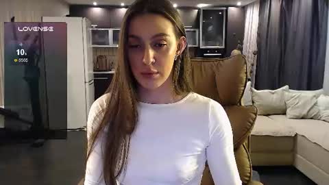 Snapshot of jasmine_doll_ chatting on 06/19/26, 08:34 Jasmine online show from 06/19/26, 08:34