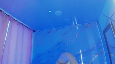 Snapshot of jasmine_hyper_1 chatting on 01/29/25, 05:45 Jas online show from 01/29/25, 05:45