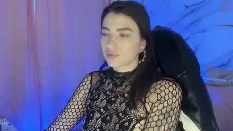 Snapshot of jasmine_hyper_1 chatting on 02/27/25, 09:14 Jas online show from 02/27/25, 09:14