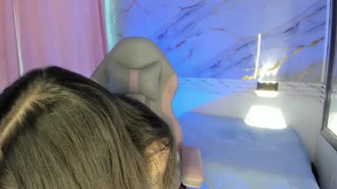 Snapshot of jasmine_hyper_1 chatting on 03/08/25, 05:54 Jas online show from 03/08/25, 05:54