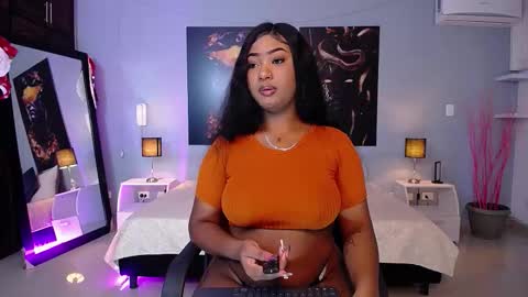 Snapshot of jasminecampbell chatting on 01/06/26, 08:23 Instagram jasminecampbell1 online show from 01/06/26, 08:23