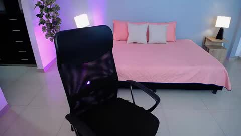 Snapshot of jasminecampbell chatting on 02/06/26, 01:47 Instagram jasminecampbell1 online show from 02/06/26, 01:47