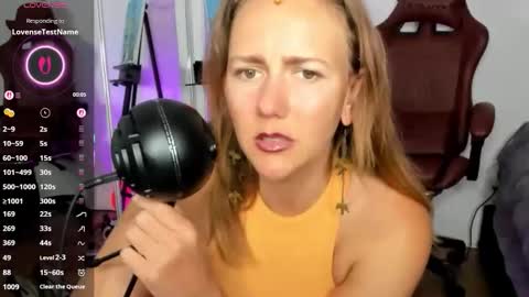 Snapshot of jasminedaze888 chatting on 11/28/25, 10:23 Jasmine Daze online show from 11/28/25, 10:23