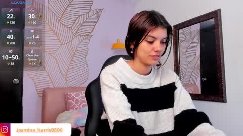 Snapshot of jasmineharris chatting on 12/28/24, 12:03 jasmineharris online show from 12/28/24, 12:03