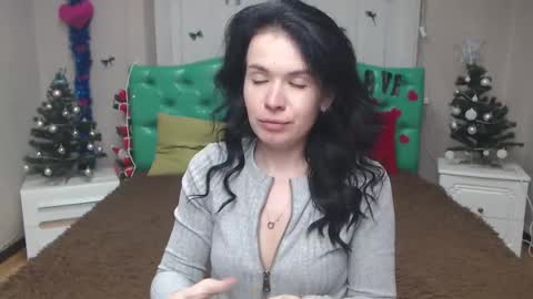 JasmineKouch online show from 01/06/26, 06:33