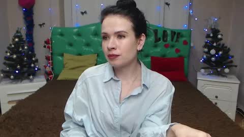 JasmineKouch online show from 01/12/26, 06:35