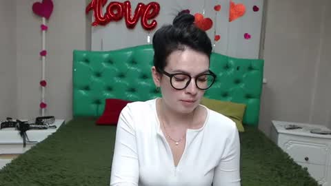 JasmineKouch online show from 07/09/26, 06:34