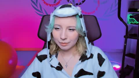 Snapshot of jasminemilko chatting on 01/04/25, 05:05 Jasmine online show from 01/04/25, 05:05