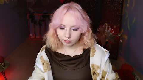 Snapshot of jasminemilko chatting on 01/19/25, 05:05 Jasmine online show from 01/19/25, 05:05