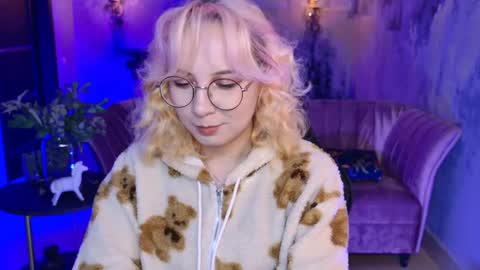 Snapshot of jasminemilko chatting on 02/18/25, 05:20 Jasmine online show from 02/18/25, 05:20