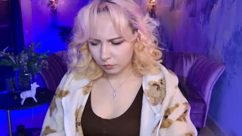 Snapshot of jasminemilko chatting on 02/18/25, 08:27 Jasmine online show from 02/18/25, 08:27