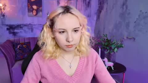 Snapshot of jasminemilko chatting on 03/06/25, 05:14 Jasmine online show from 03/06/25, 05:14