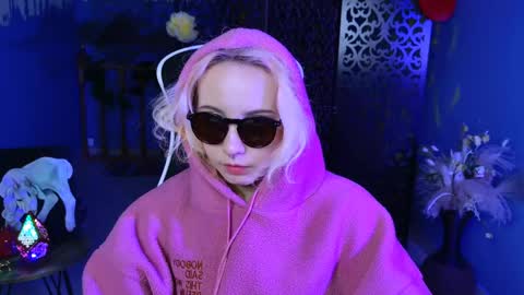 Snapshot of jasminemilko chatting on 03/11/25, 11:23 Jasmine online show from 03/11/25, 11:23