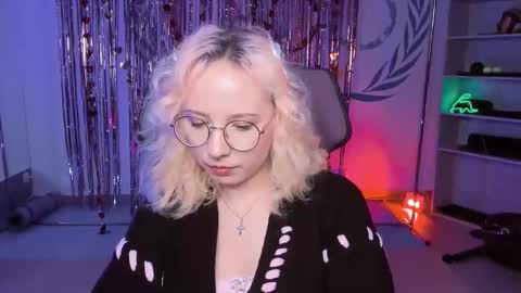 Snapshot of jasminemilko chatting on 03/12/25, 12:36 Jasmine online show from 03/12/25, 12:36