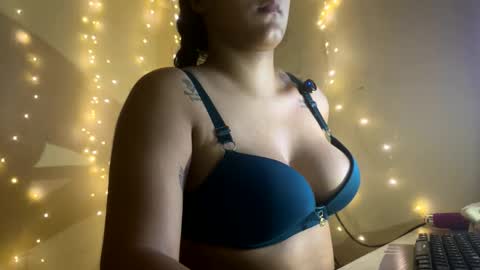 Snapshot of jasmineprincess_ chatting on 03/22/26, 01:31 Jasmine online show from 03/22/26, 01:31