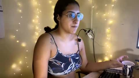 Snapshot of jasmineprincess_ chatting on 04/09/26, 12:21 Jasmine online show from 04/09/26, 12:21
